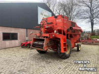 Moissonneuse batteuse Laverda m 120