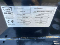 Chargeuse sur pneus Giant G2500 HD