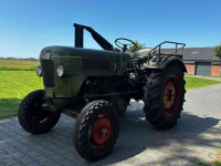 Tracteur Fendt Farmer 1 met hef en maaibalk