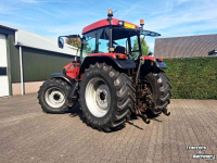 Tracteur Case-IH MX135