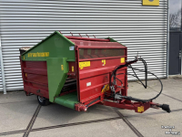 Distributeur de fourrage en bloc  Strautmann BVW Blokkenwagen