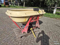 Distributeur d‘engrais Vicon Pendelstrooier met computer