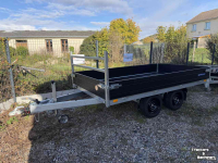 Remorque automobile jusqu’ à 3500 Kg Saris PLateau