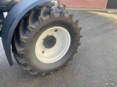 Tracteur New Holland tm 120