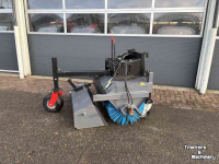 Balayeur Eurotrac Veegmachine / Veegborstel / Veegbezem