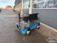 Balayeur Eurotrac Veegmachine / Veegborstel / Veegbezem