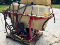 Autres pulvérisateurs et accessoires Vicon tank met pomp en kap