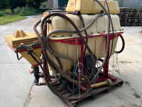 Autres pulvérisateurs et accessoires Vicon tank met pomp en kap