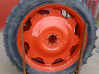 Roues, Pneus, Jantes, Barillets Jumelage Claas 270 95 r44 en 230 95 r32