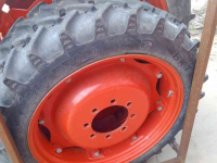 Roues, Pneus, Jantes, Barillets Jumelage Claas 270 95 r44 en 230 95 r32