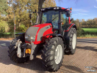 Tracteur Valtra N121