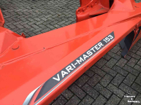 Charrues Kuhn Vari-Master 153