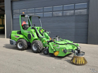 Chargeuse sur pneus Avant 645i Rental mini-shovel