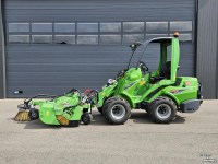Chargeuse sur pneus Avant 645i Rental mini-shovel
