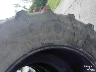 Roues, Pneus, Jantes, Barillets Jumelage Mitas 650/75 x 42