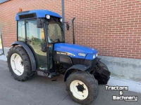 Tracteur pour vignes et vergers New Holland TN75NA