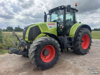 Tracteur  Claas 820 cvt axion