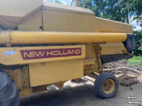 Moissonneuse batteuse New Holland 8070