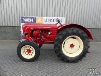 Tracteurs anciens Porsche P133