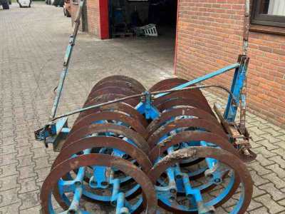 Rouleau compacteur latérale / avant Lemken Variopack vorenpakker