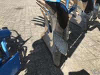 Charrues Lemken Juwel 8 V ON-land Wentelploeg