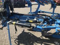 Charrues Lemken Juwel 8 V ON-land Wentelploeg