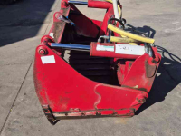 Coupe-blocs d'ensilage Redrock 180-85