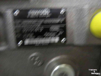 Pelles sur pneus Case Hydraulische pomp Rexroth Parts nr:84566737 voor CASE en New Holand