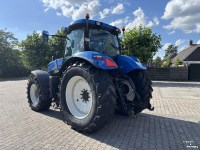 Tracteur New Holland T7030 PowerCommand. Fronthef, Vooras vering, 40km.