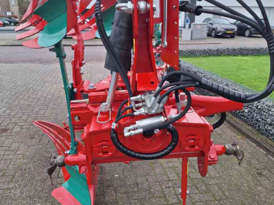 Charrues Kverneland LB 100-200-4