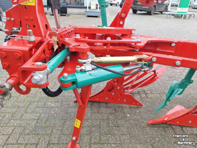 Charrues Kverneland LB 100-200-4