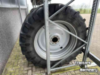 Roues, Pneus, Jantes, Barillets Jumelage Michelin 16.9x38 op vaste velgen