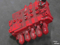 Pelles sur pneus O&K Hydr. ventielenblok voor O&K L10.5, O&K MH5.5, MH6, MH6.5  Parts nr:2241543