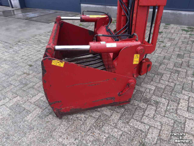 Coupe-blocs d'ensilage Strautmann 232