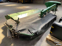 Faucheuse John Deere Kuhn 331 achtermaaier met kneuzer
