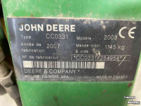 Faucheuse John Deere Kuhn 331 achtermaaier met kneuzer