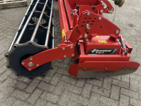 Herse rotative Kverneland M serie
