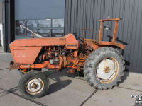 Tracteurs anciens Renault 55 trekker tractor (R55)