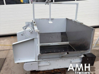 Convoyeur  1500X800 Bunker met uitvoerband, Feed hopper with discharge conveyor, Dosierbunker mit Austragsband