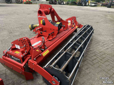 Herse rotative Kverneland M serie