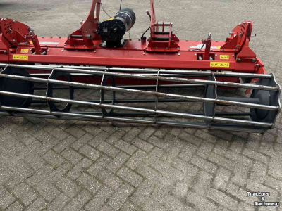 Herse rotative Kverneland M serie