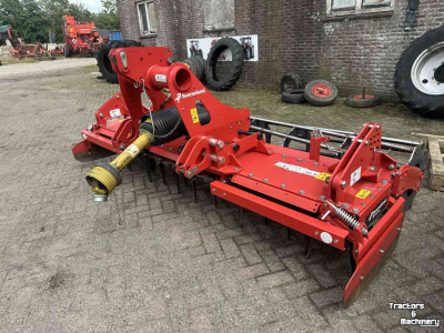 Herse rotative Kverneland M serie