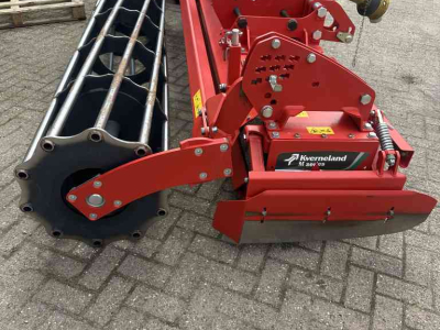 Herse rotative Kverneland M serie