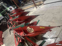 Charrues Kverneland EG 100 twister 4=1