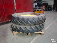 Roues, Pneus, Jantes, Barillets Jumelage BKT 300/95R46 RT-955