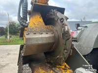 Fraiseuse de souches Hemos stobbenfrees 210
