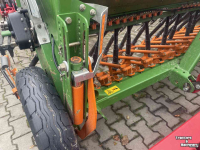 Semoir Amazone D 9-30  Special