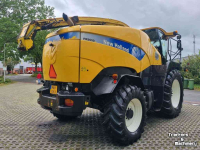 Ensileuse automotrice New Holland FR 9050 hakselaar