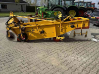 Arracheuse d‘oignons Samon Favorite 2000 en Keulmac 1500 frontklapper