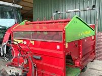 Distributeur de fourrage en bloc Strautmann BVW